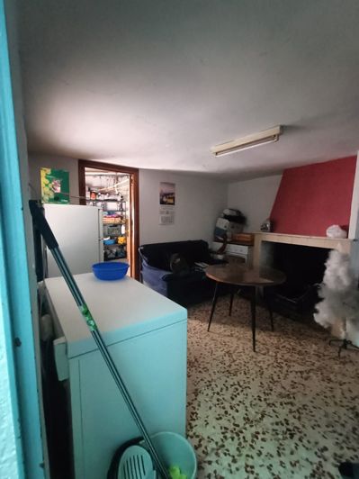 Image No.8-3 Bed Property for sale