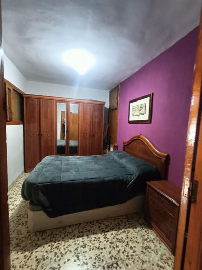 Image No.9-3 Bed Property for sale