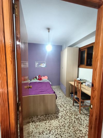 Image No.10-3 Bed Property for sale