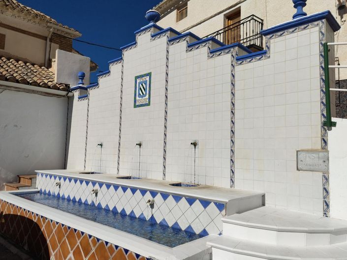 Image No.21-4 Bed Property for sale