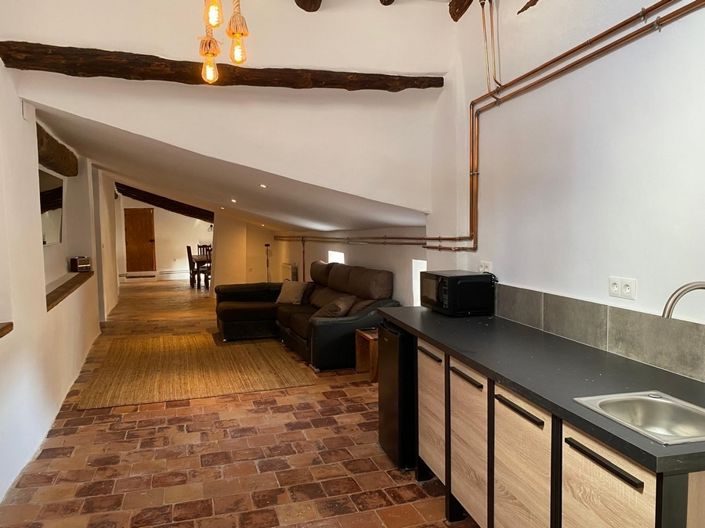 Image No.34-7 Bed Property for sale