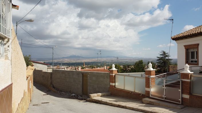 Image No.3-Maison de 4 chambres à vendre à Baza