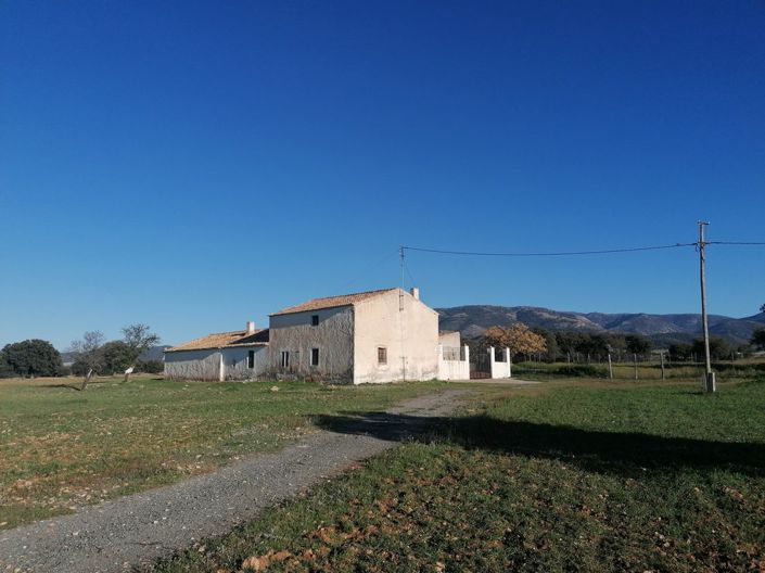 Image No.3-5 Bed Property for sale