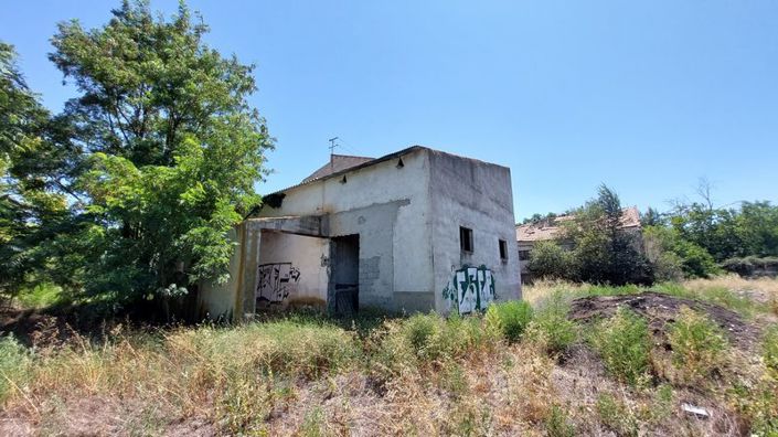 Image No.20-Commercial for sale