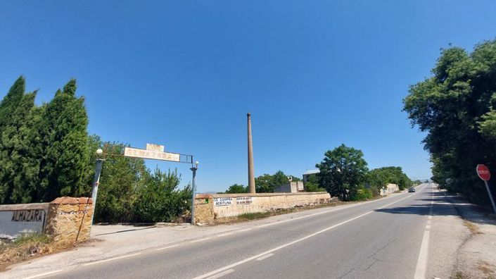 Image No.5-Commercial for sale