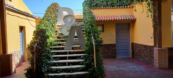 Image No.17-Commercial de 8 chambres à vendre à Los Carriones