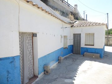 1 - Castillejar, House