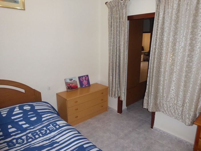 Image No.19-3 Bed Property for sale