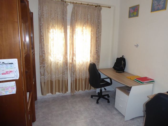 Image No.20-3 Bed Property for sale