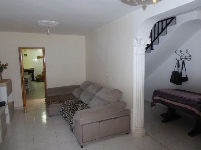 Image No.6-3 Bed Property for sale