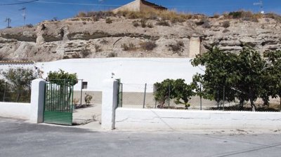 1 - Benamaurel, House