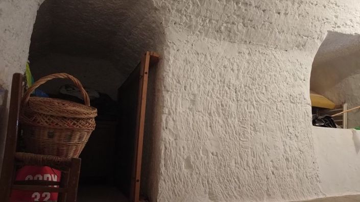 Image No.22-4 Bed House for sale