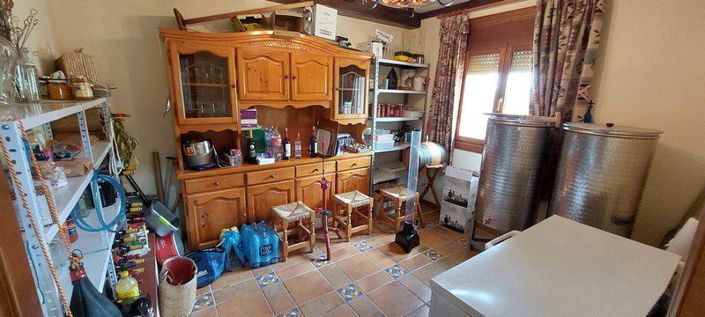 Image No.23-Propriété de 9 chambres à vendre à Baza