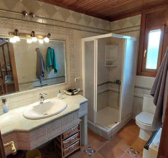 Image No.29-Propriété de 9 chambres à vendre à Baza