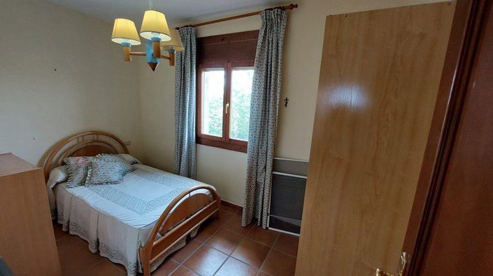Image No.36-Propriété de 9 chambres à vendre à Baza