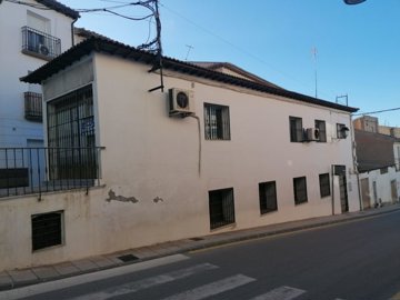 2img20260511193810-scaled