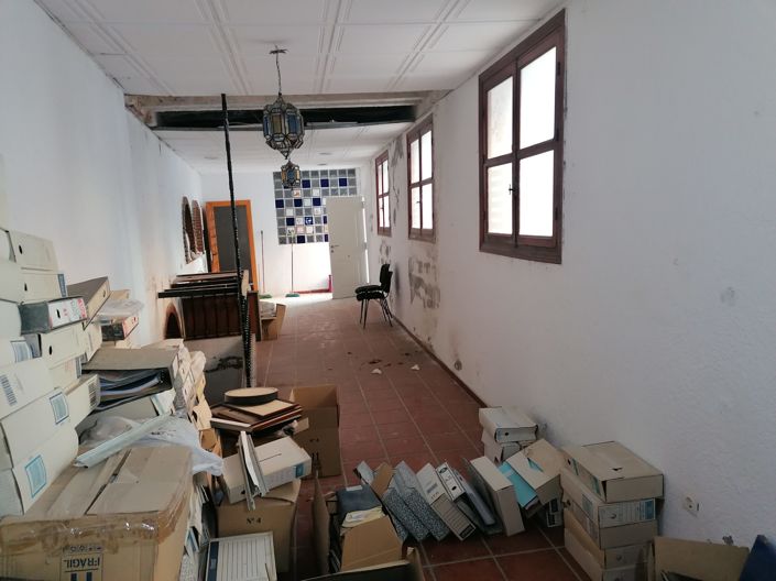 Image No.26-3 Bed Commercial for sale