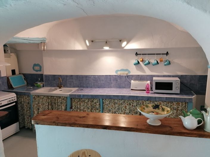 Image No.34-5 Bed House for sale