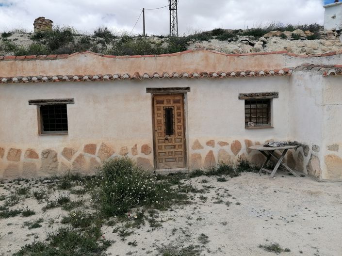 Image No.41-5 Bed House for sale