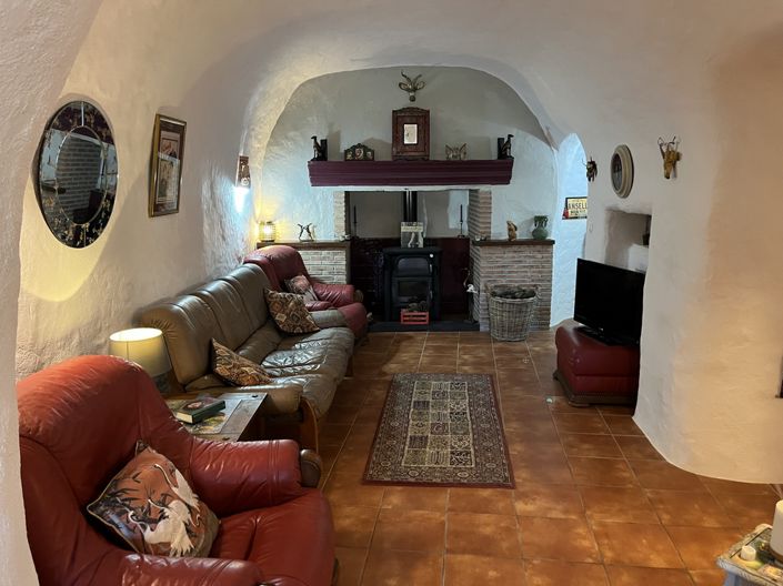Image No.27-4 Bed House for sale