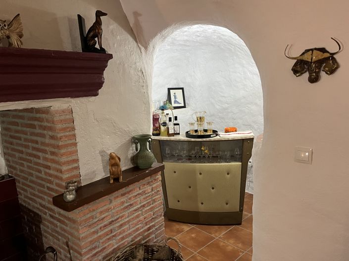 Image No.29-4 Bed House for sale