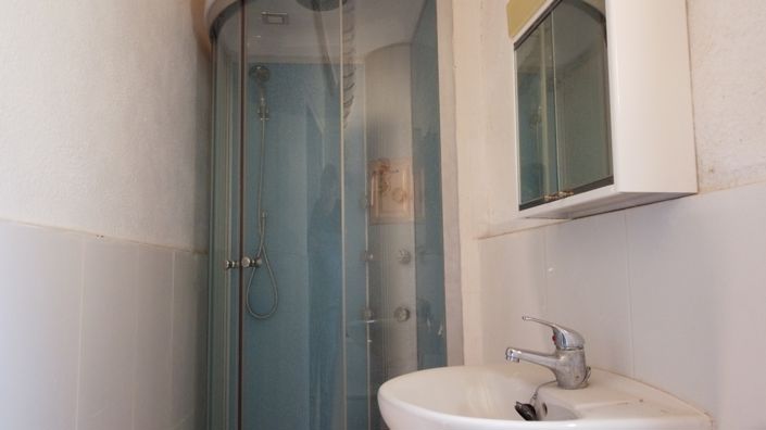 Image No.15-4 Bed House for sale