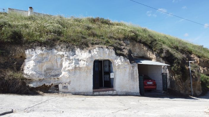 Image No.50-4 Bed House for sale