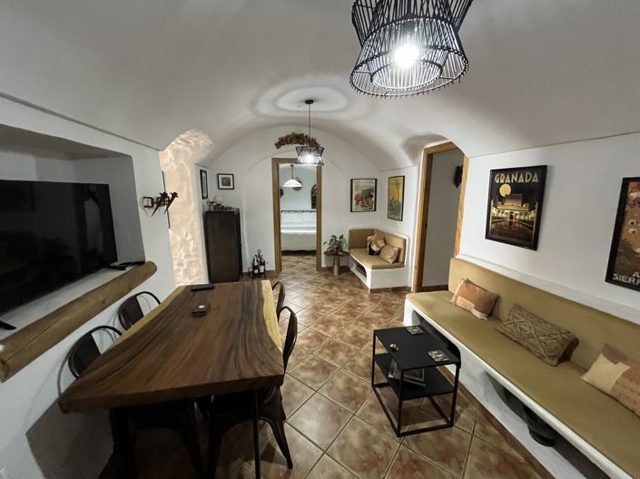 Image No.23-3 Bed House for sale
