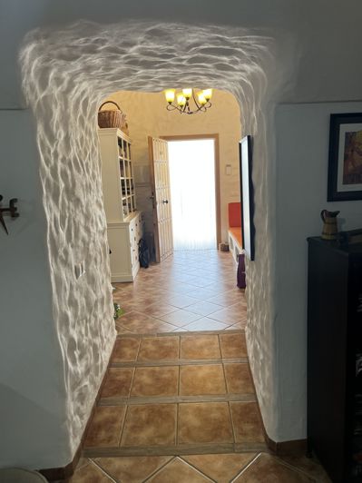 Image No.37-3 Bed House for sale