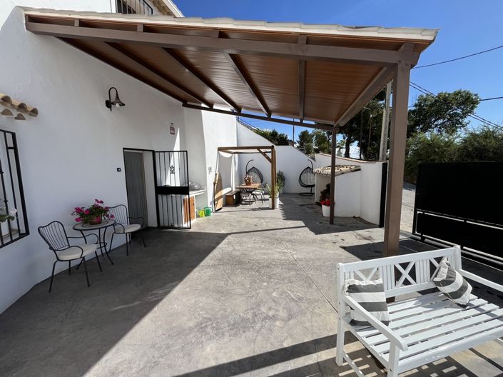 Image No.41-3 Bed House for sale