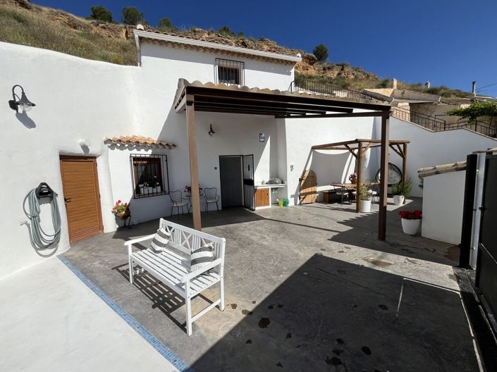 Image No.44-3 Bed House for sale
