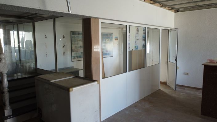 Image No.14-5 Bed Property for sale