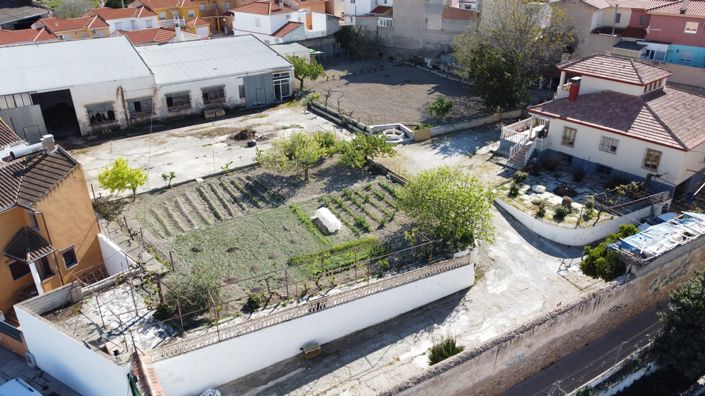 Image No.20-5 Bed Property for sale