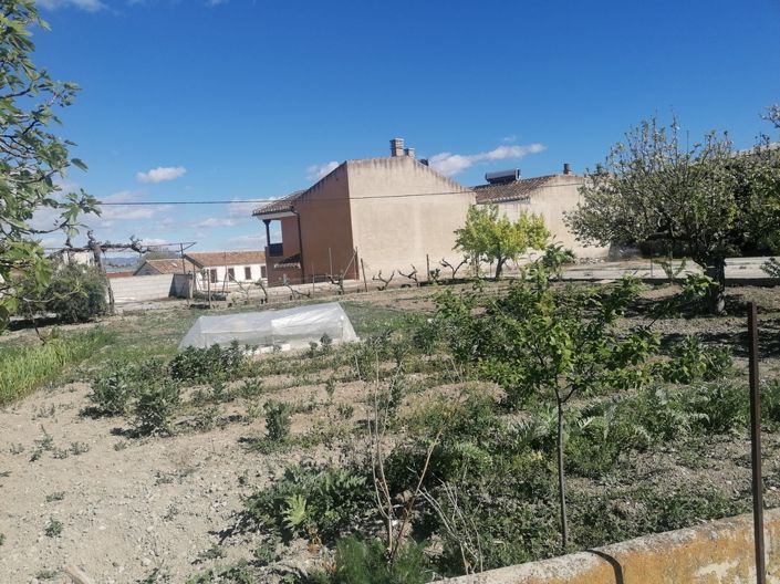 Image No.26-5 Bed Property for sale