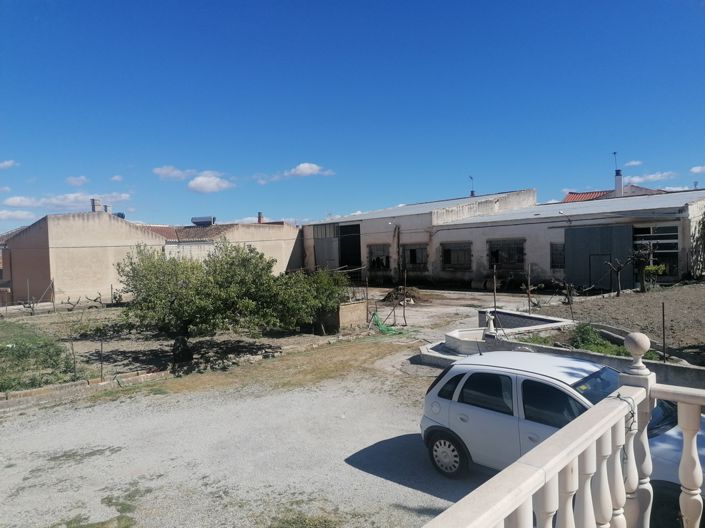 Image No.33-5 Bed Property for sale