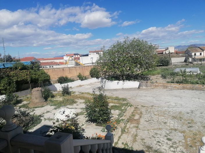 Image No.35-5 Bed Property for sale