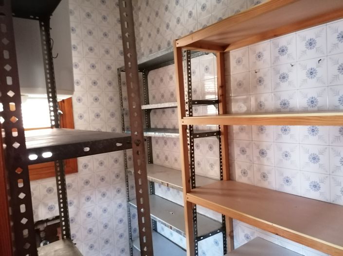 Image No.44-5 Bed Property for sale