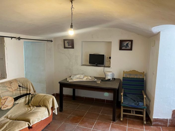 Image No.7-2 Bed House for sale