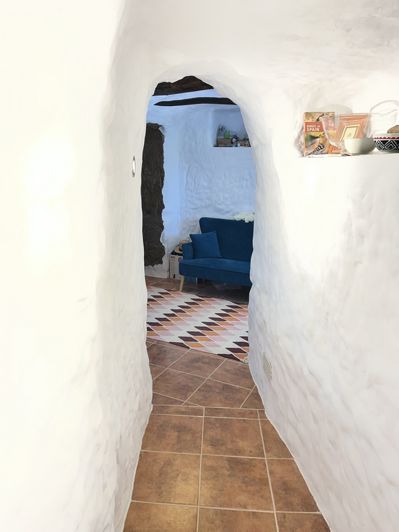 Image No.16-4 Bed House for sale