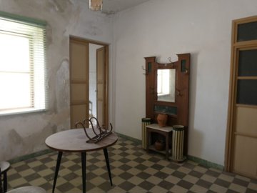 v3162-rusticom-stately-home-baza008