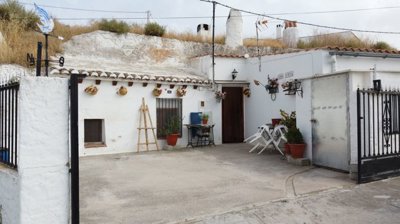 v3173-cave-house-benamaurel-002-1