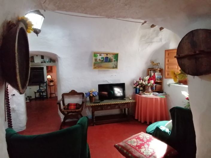 Image No.29-4 Bed House for sale