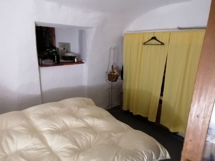 Image No.33-4 Bed House for sale