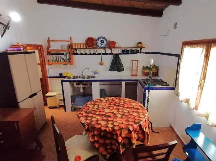 Image No.10-4 Bed House for sale