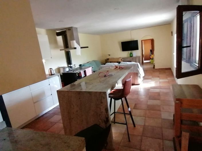 Image No.15-3 Bed Property for sale