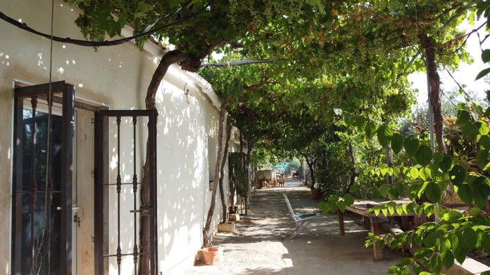 Image No.10-3 Bed Property for sale