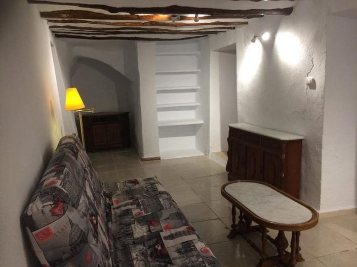 Image No.6-5 Bed Property for sale