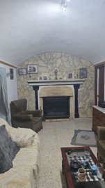 v3170-cave-house-carramaiza-003