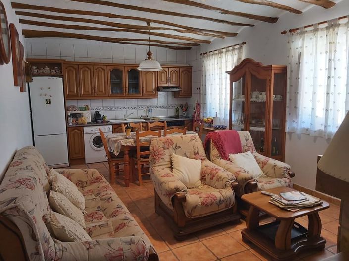 Image No.11-4 Bed House for sale