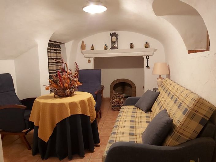 Image No.29-4 Bed House for sale